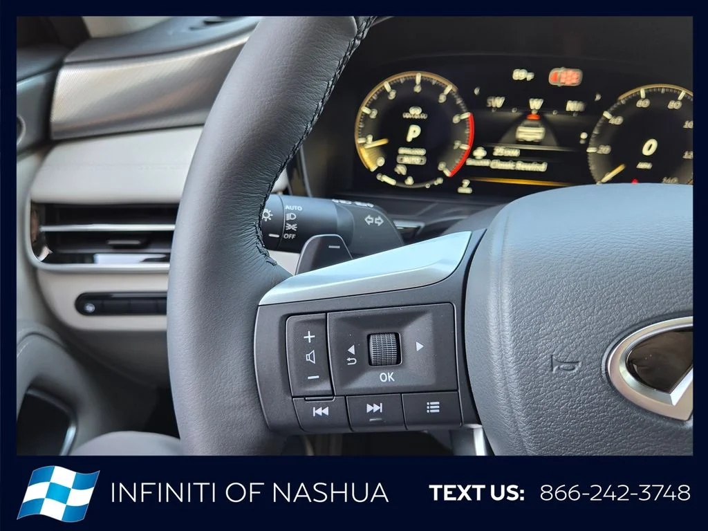 New 2027 GRAPHITE SHADOW INFINITI Luxe AWD image 29