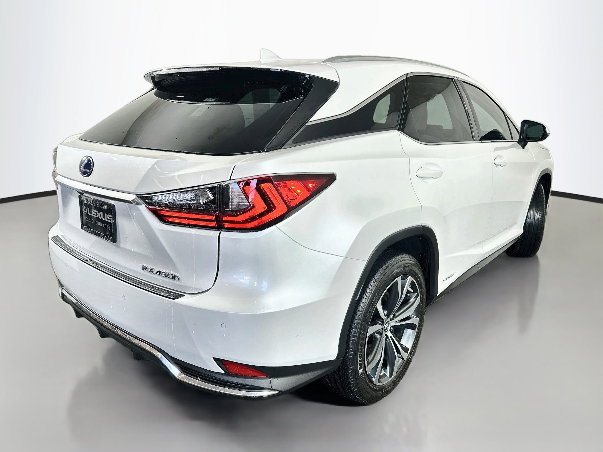Certified Used 2021 White Pearl Lexus 450h image 7