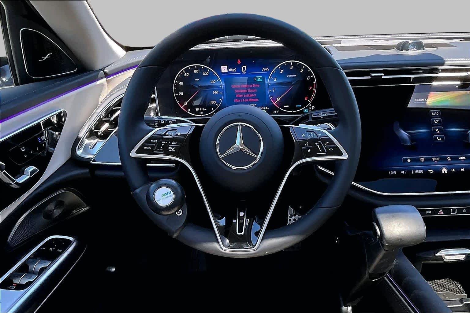 Used 2026 MANUFAKTUR Moonlight White Metallic Mercedes-Benz E 450 image 6