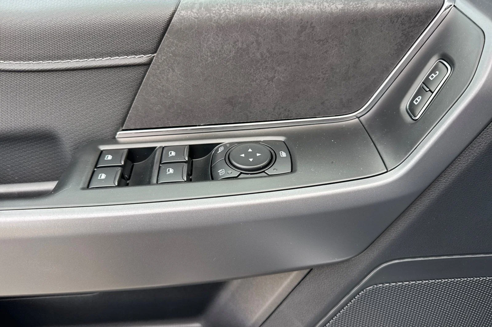 New 2026 White Ford XLT image 14