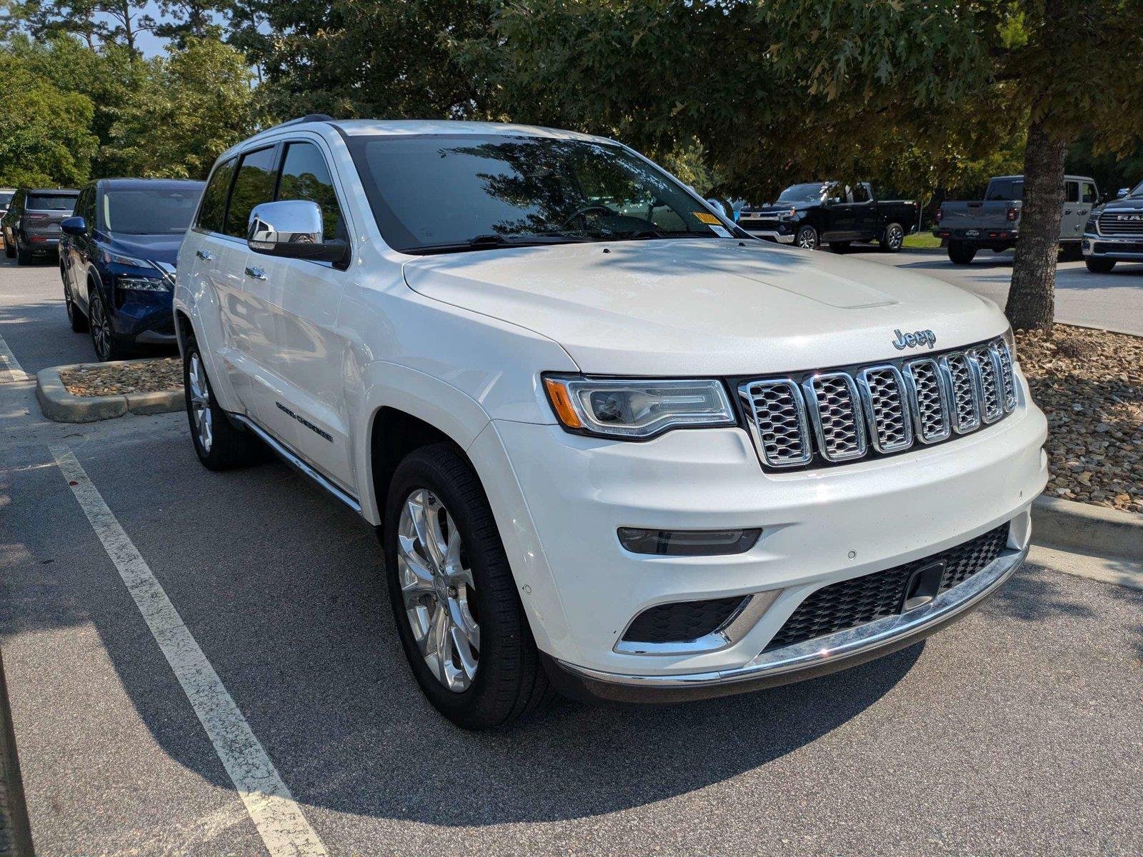 Used 2021 Ivory 3-Coat Jeep Summit image 5