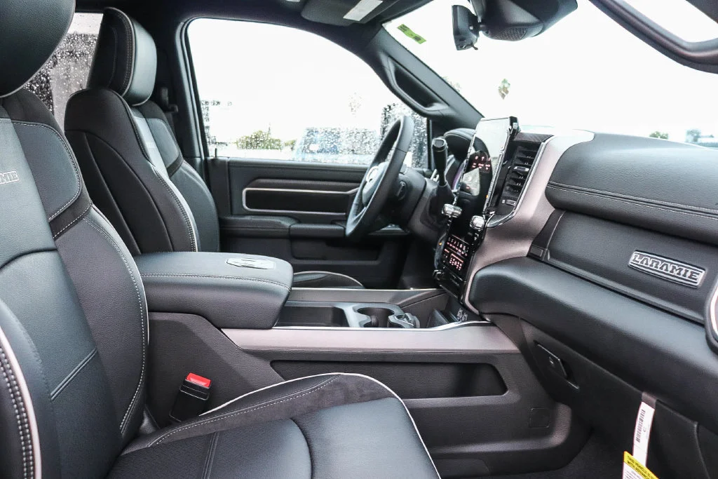 New 2027 White Ram Laramie image 20