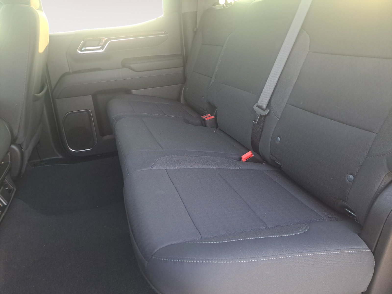 Used 2024 Sterling Gray Metallic Chevrolet LT image 23