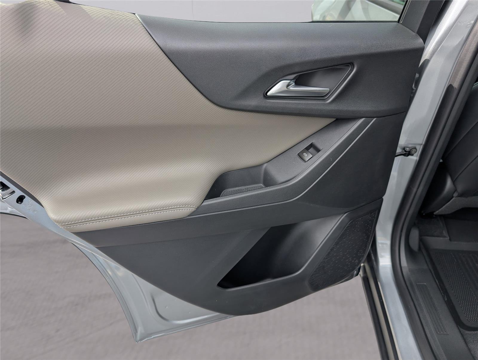 New 2026 Sterling Gray Metallic Chevrolet LT image 18