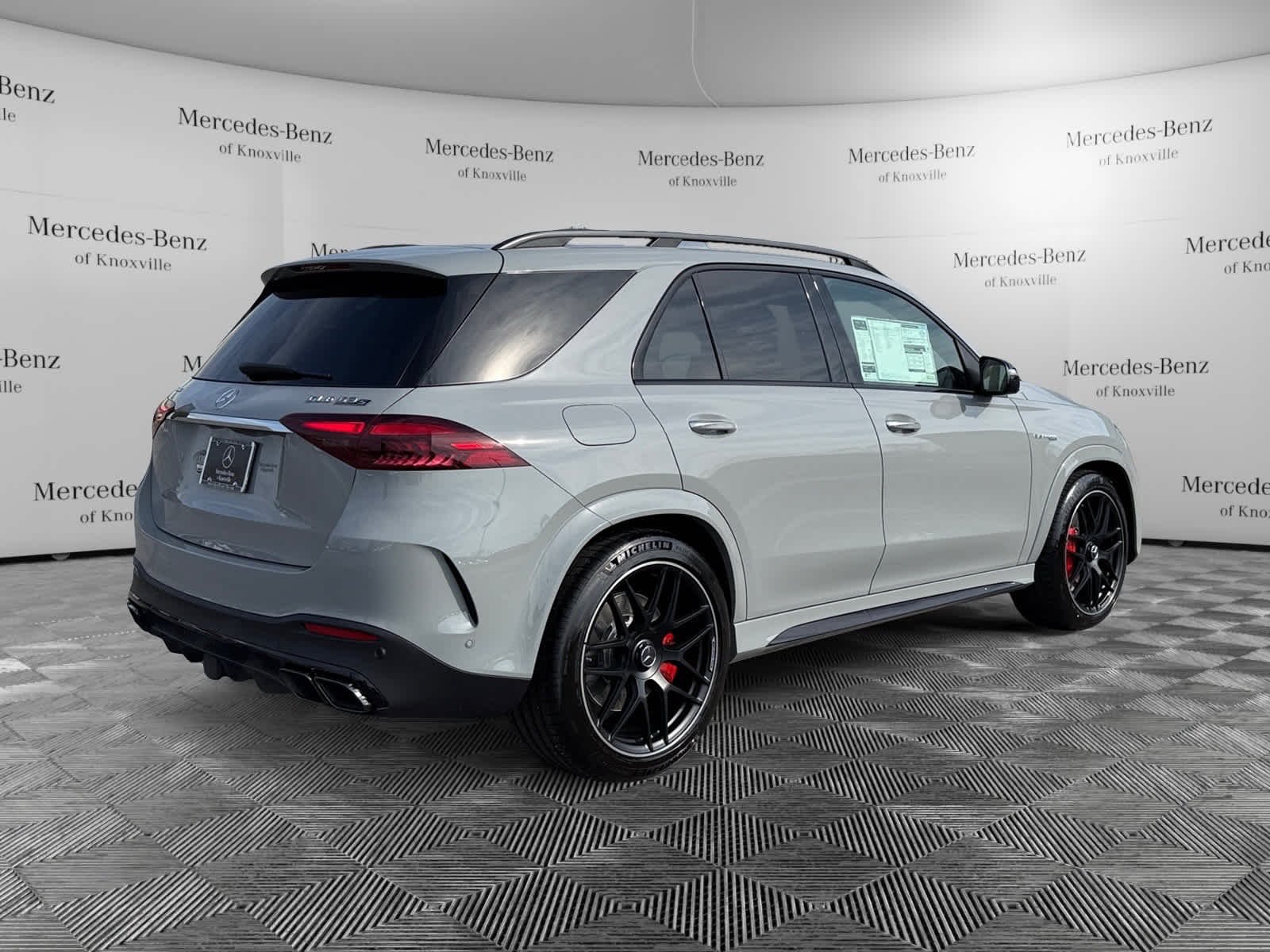 New 2026 MANUFAKTUR Alpine Grey Mercedes-Benz AMG® GLE 63 S image 5