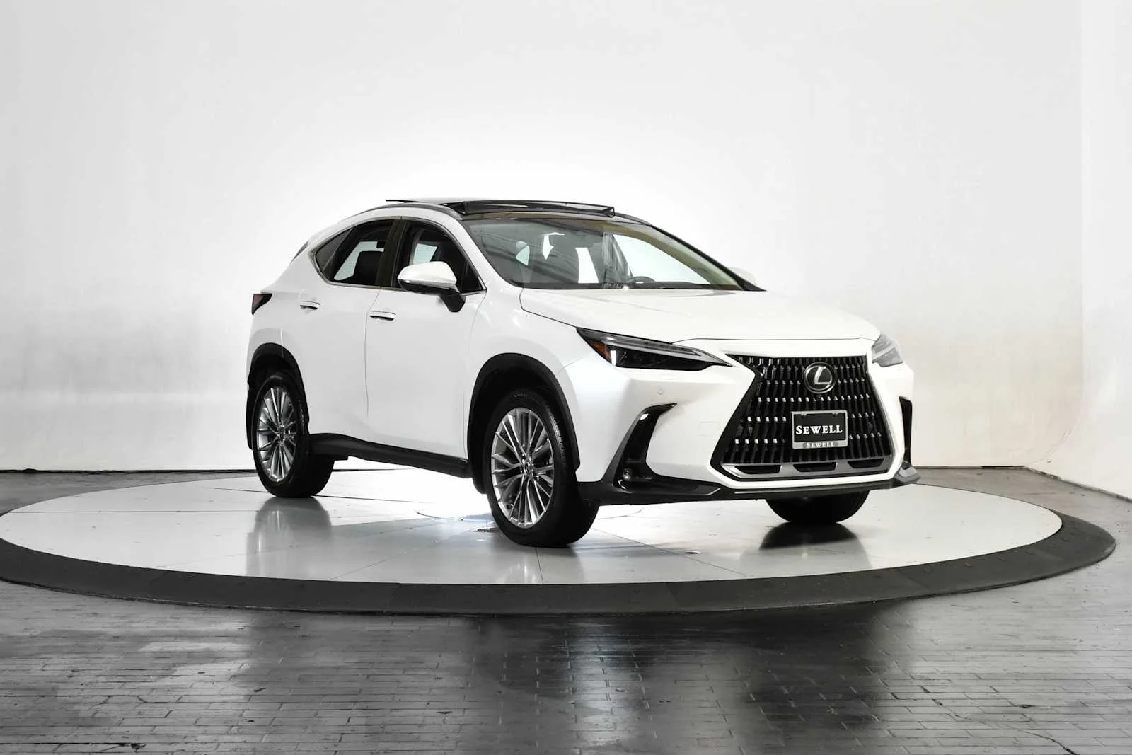Certified Used 2023 Eminent White Pearl Lexus Luxury image 9