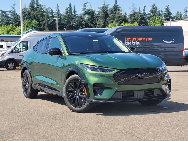 2026 Ford Mustang-Mach-e Premium's photo