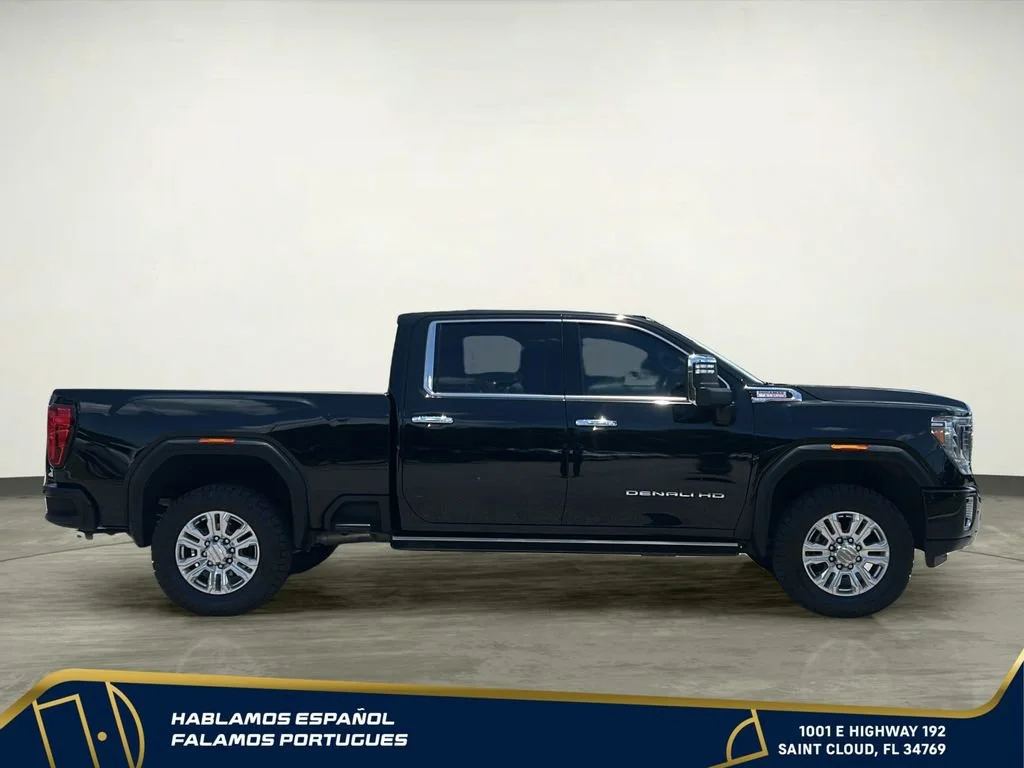Used 2023 Ebony Twilight Metallic GMC Denali image 7