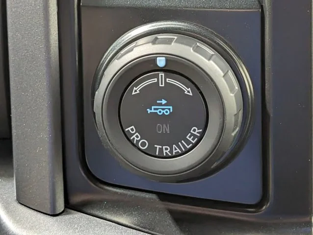 New 2026 Oxford White Ford XLT image 39