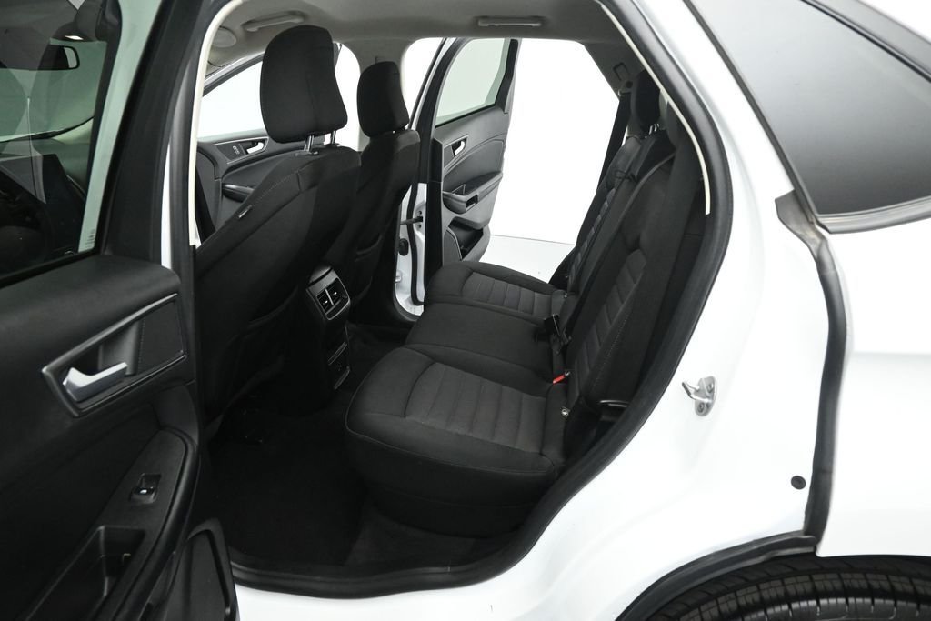 Certified Used 2022 White Ford SE image 18
