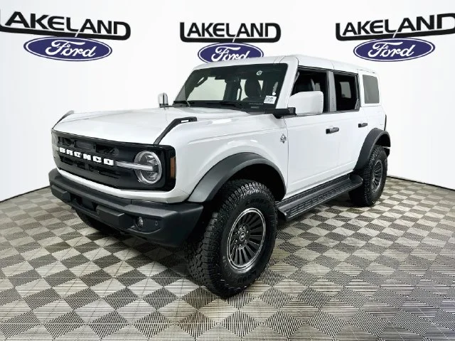 New 2026 White Ford Outer Banks image 7