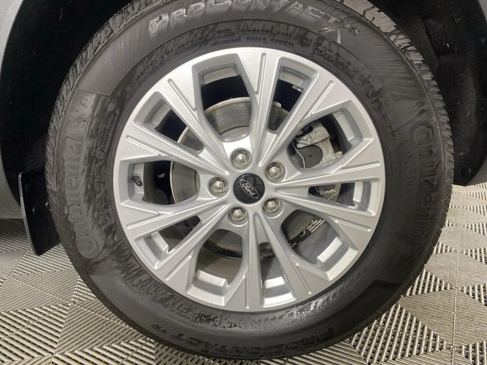 Used 2024 Carbonized Gray Ford Active image 9