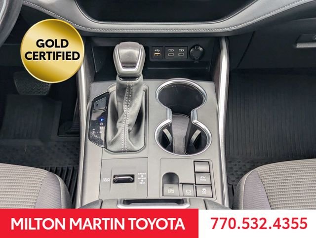 Used 2024  Toyota LE Nightshade image 20