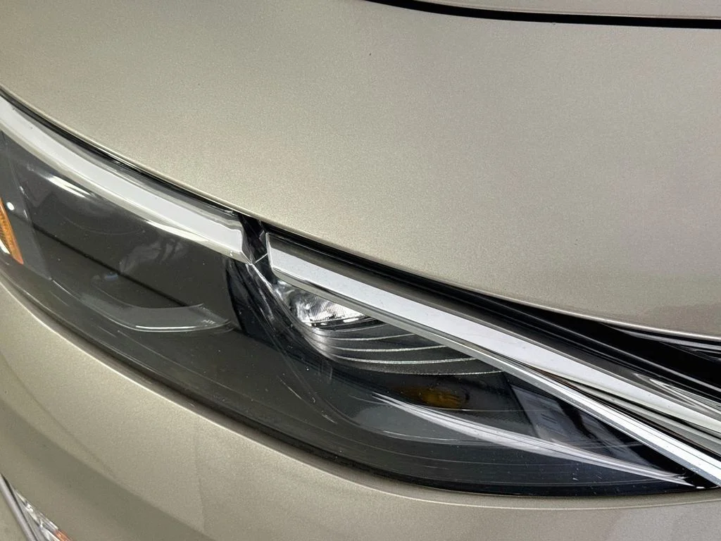 Used 2025 Gray Chevrolet LT image 36