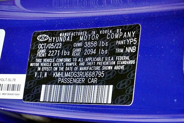 Used 2024 Blue Hyundai SEL image 29