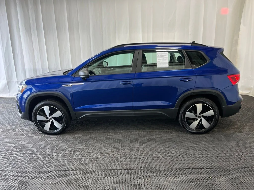 Used 2023 Blue Volkswagen 1.5T S image 28