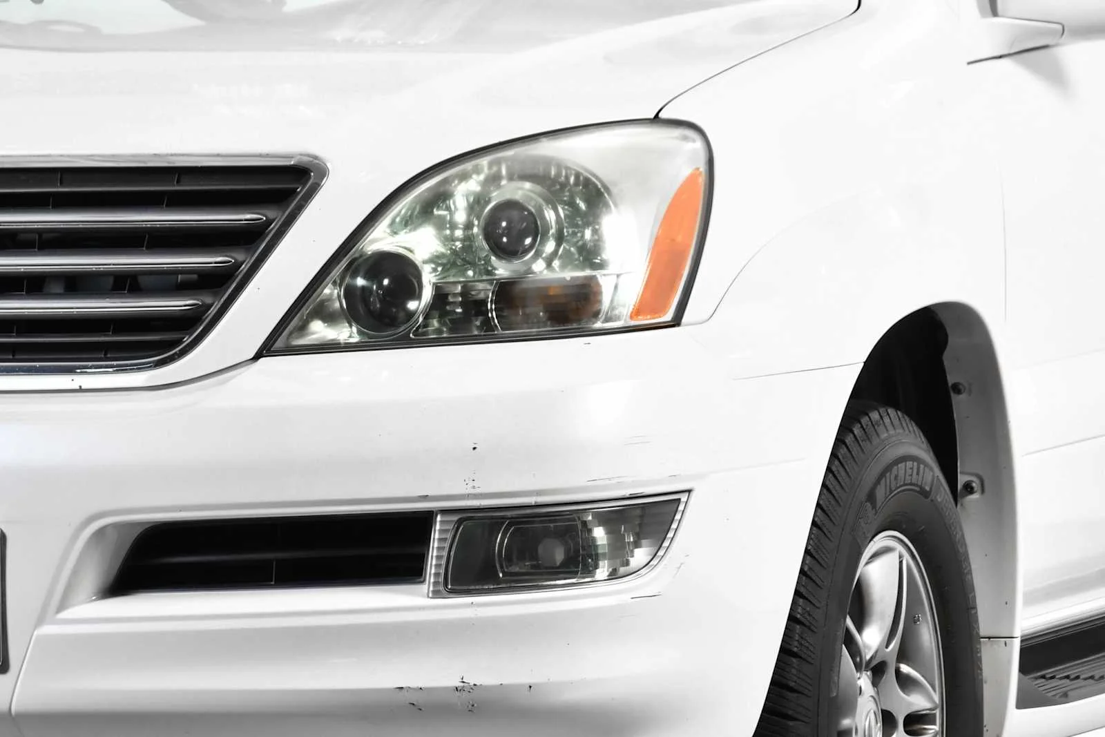 Used 2008 Blizzard Pearl Lexus  image 9