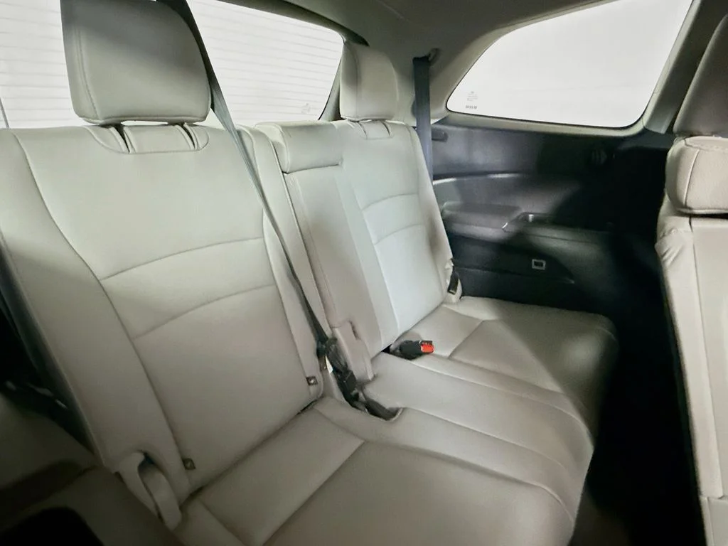 Used 2020 Gray Honda EX-L image 27
