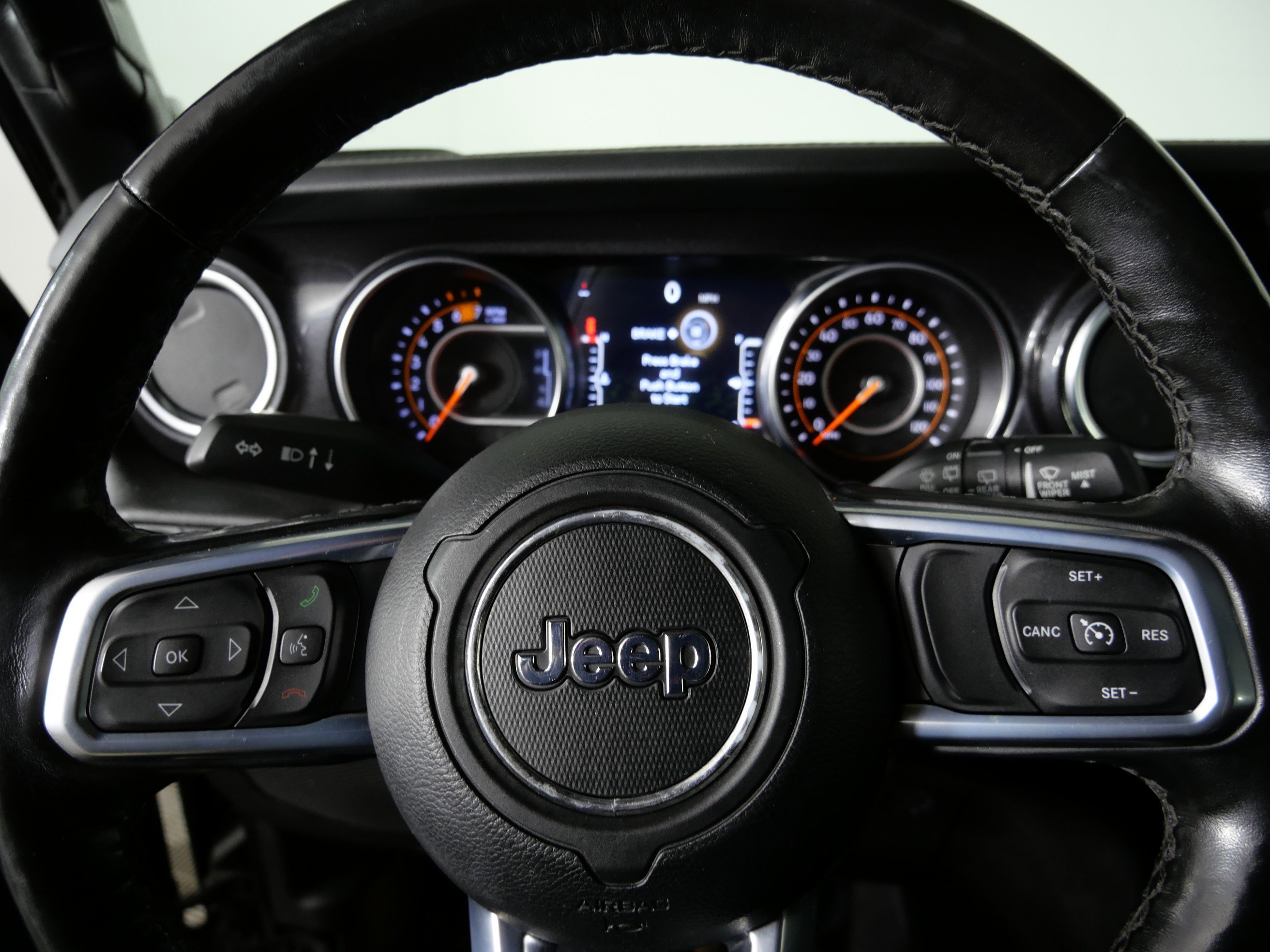 Used 2020 Black Clearcoat Jeep Sahara Altitude image 29