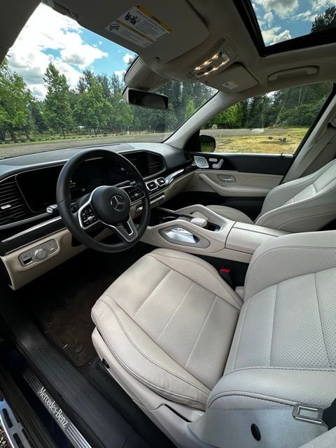 Used 2020 Blue Mercedes-Benz GLE 350 image 12