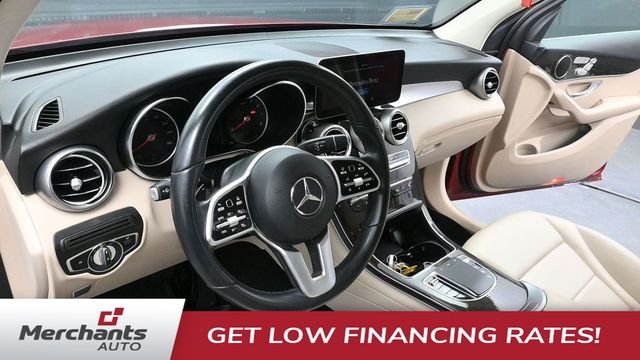 Used 2022 Red Mercedes-Benz GLC 300 image 17