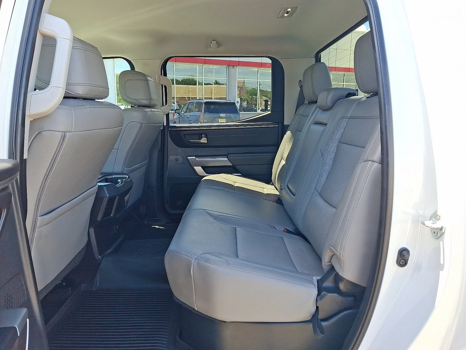 Used 2023 Ice Cap - 040 Toyota SR5 image 11