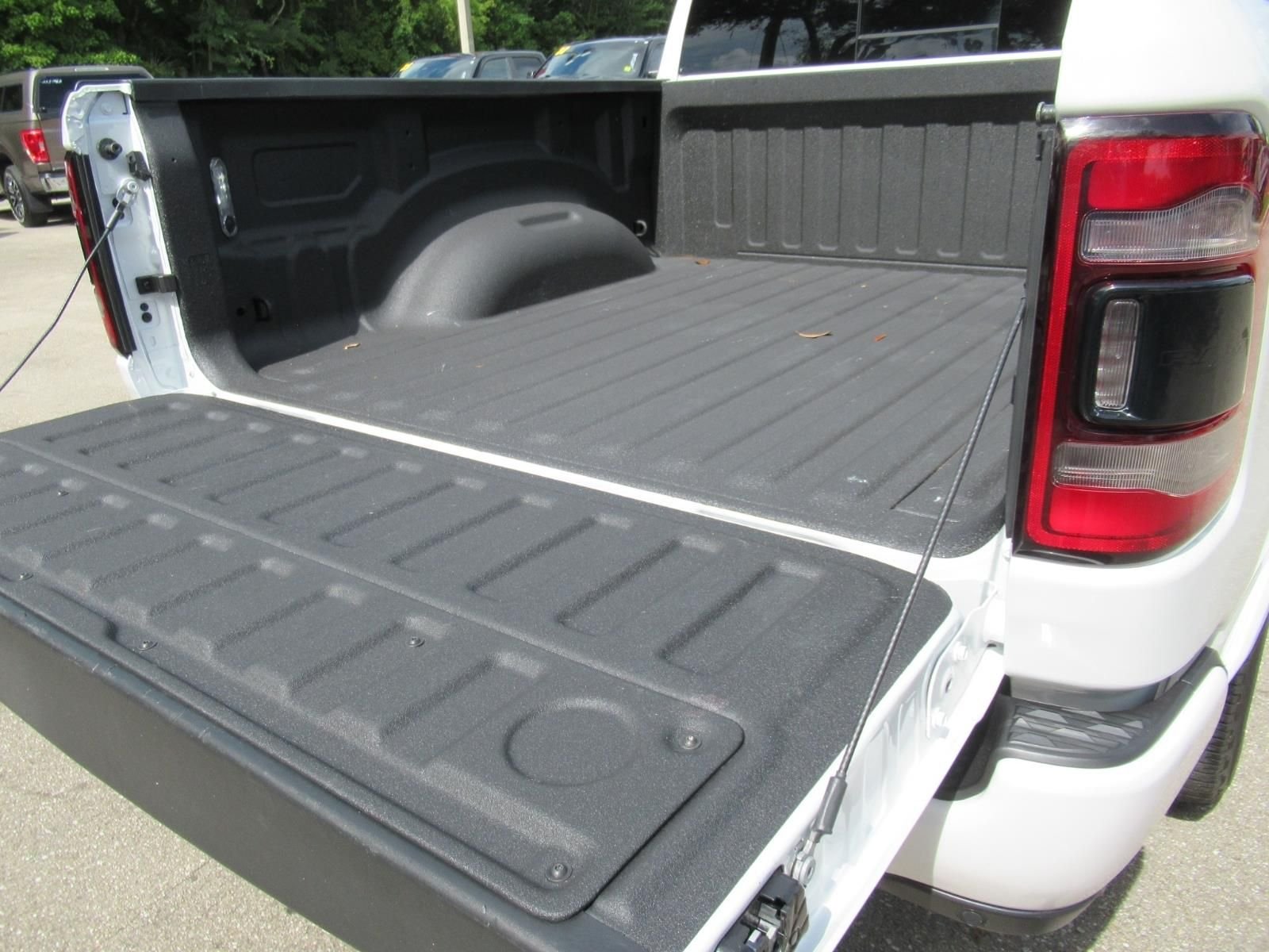 Used 2022 White Ram Limited image 37