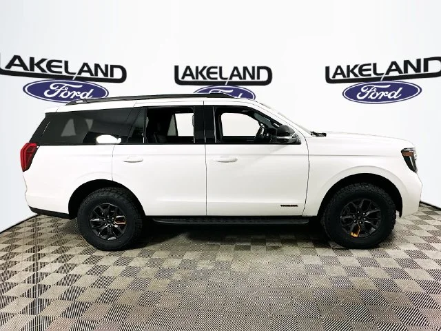 New 2026 White Ford Tremor image 2