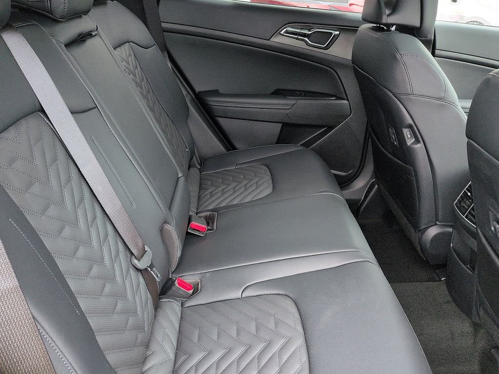 New 2026 Wolf Gray Kia X-Line image 8