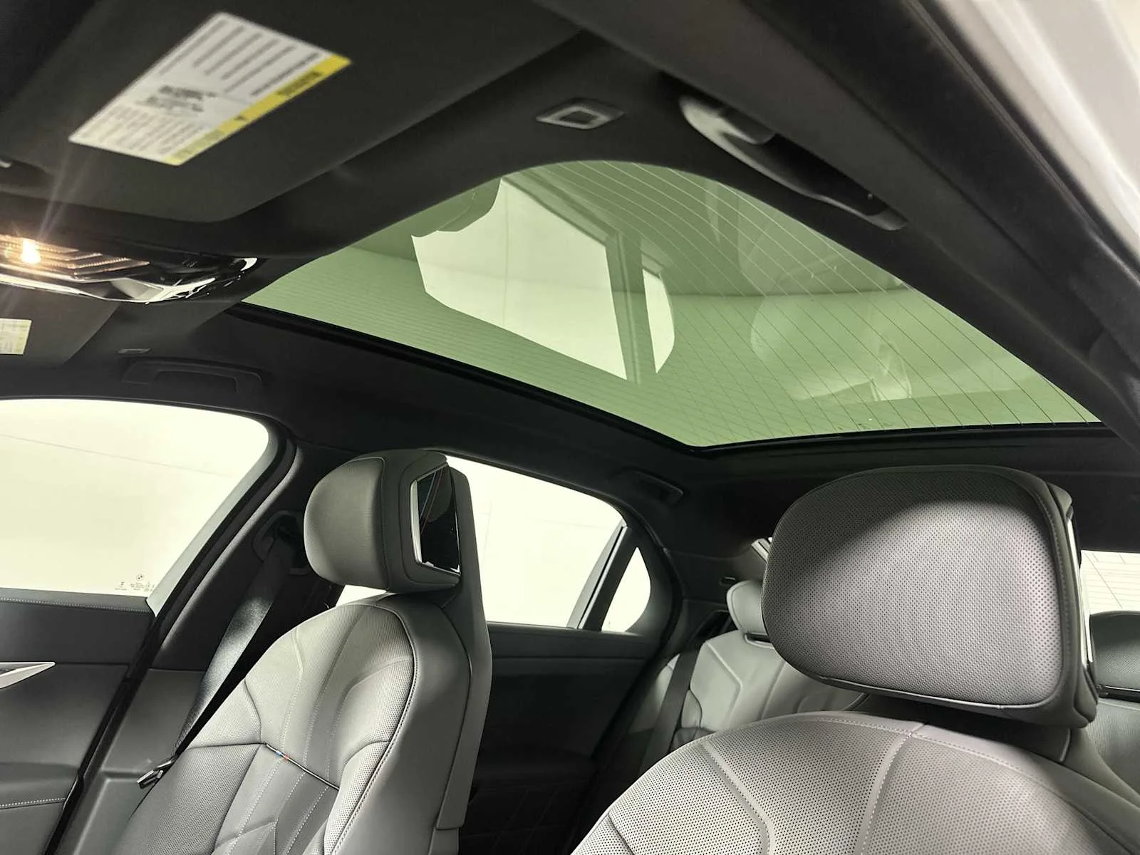 New 2026 Brooklyn Grey Metallic BMW 760i xDrive image 18