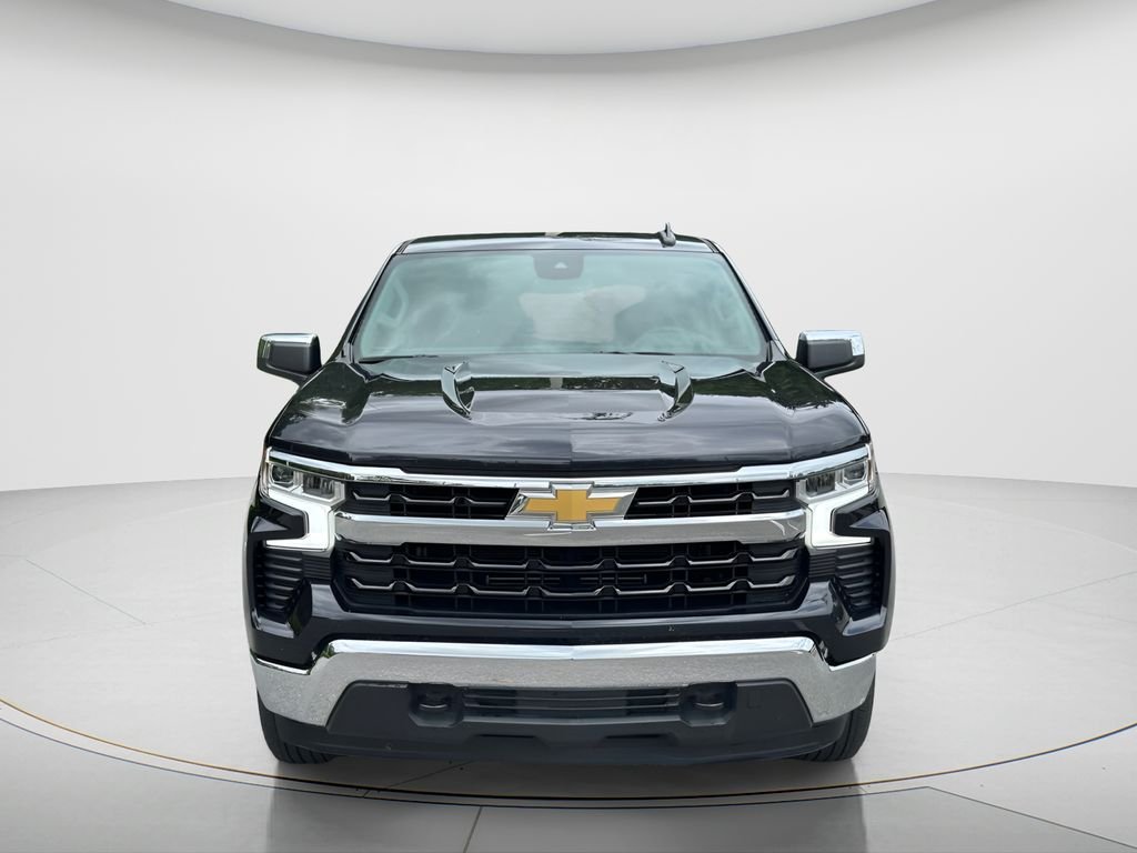 Used 2023 Gray Chevrolet LT image 2