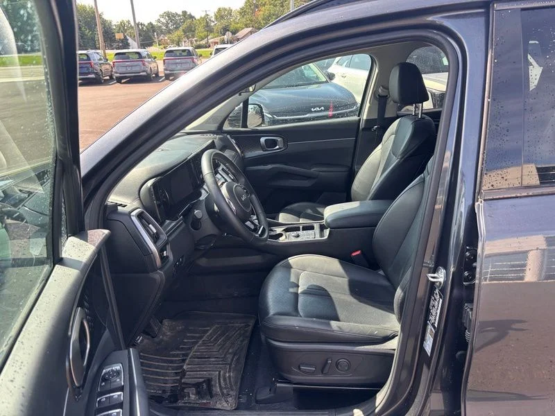 Used 2023 Gray Kia S image 9