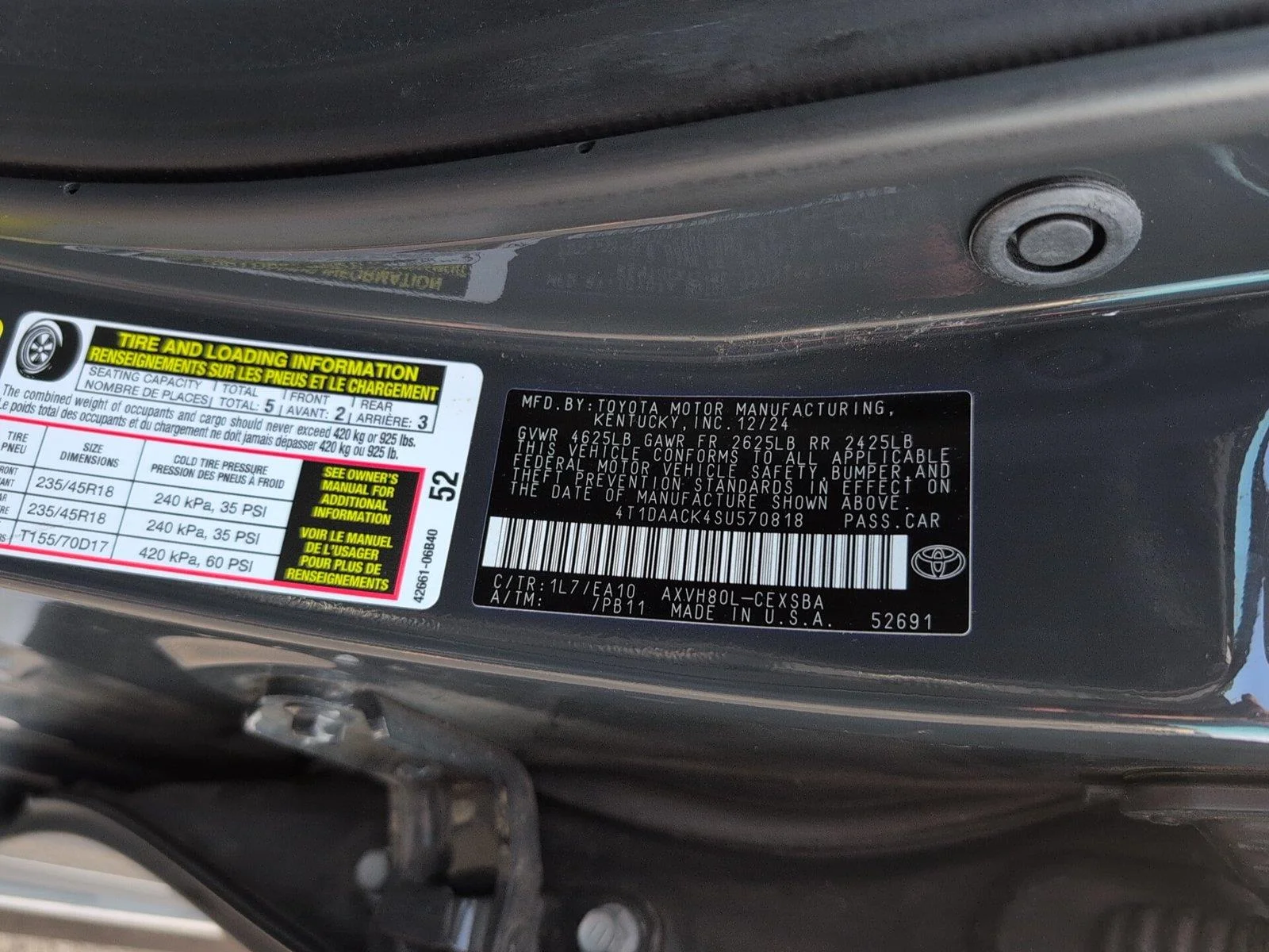 Used 2025 Underground Toyota SE image 11