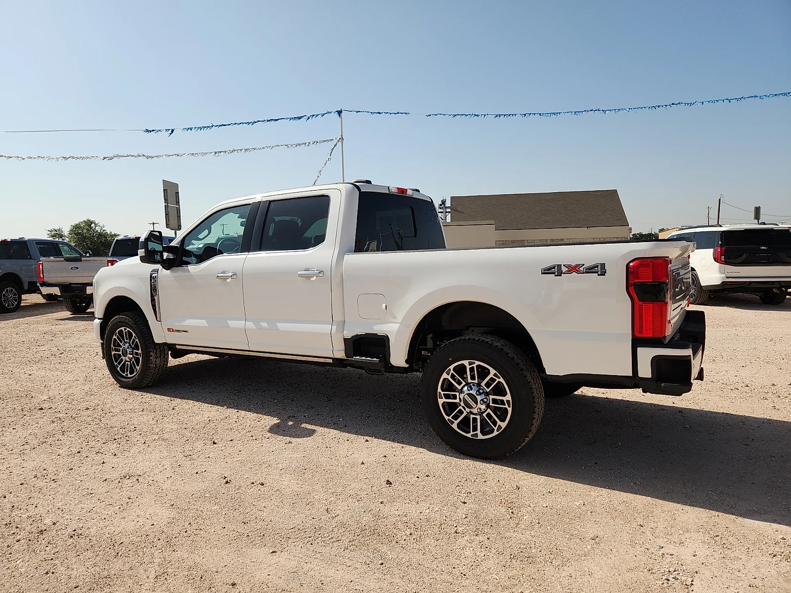 New 2026 Star White Metallic Tri-Coat Ford Platinum image 4