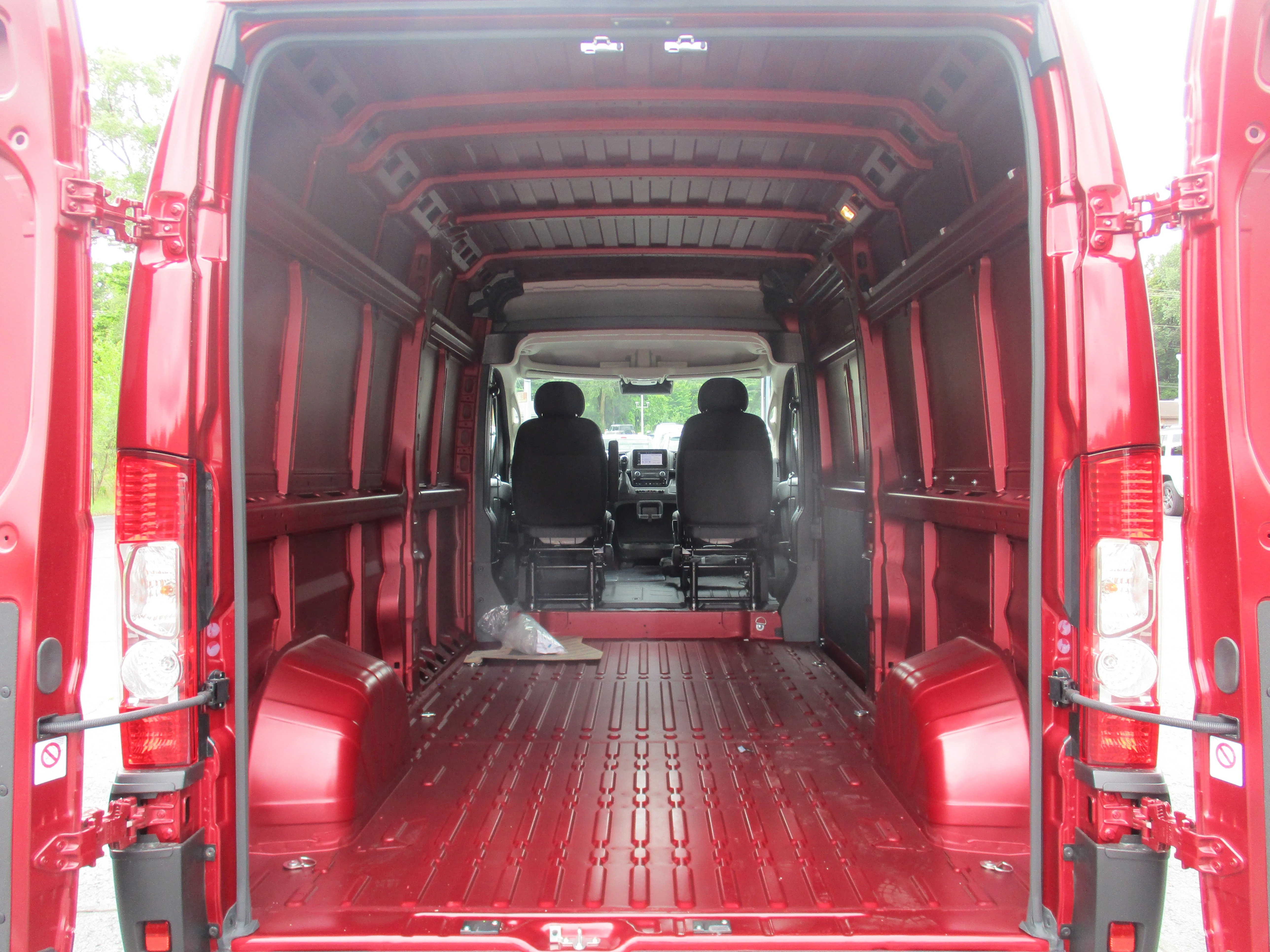 New 2026 Deep Cherry Red Crystal Pearl-Coat Exterior Paint RAM Tradesman 2500 High Roof 159 WB image 13