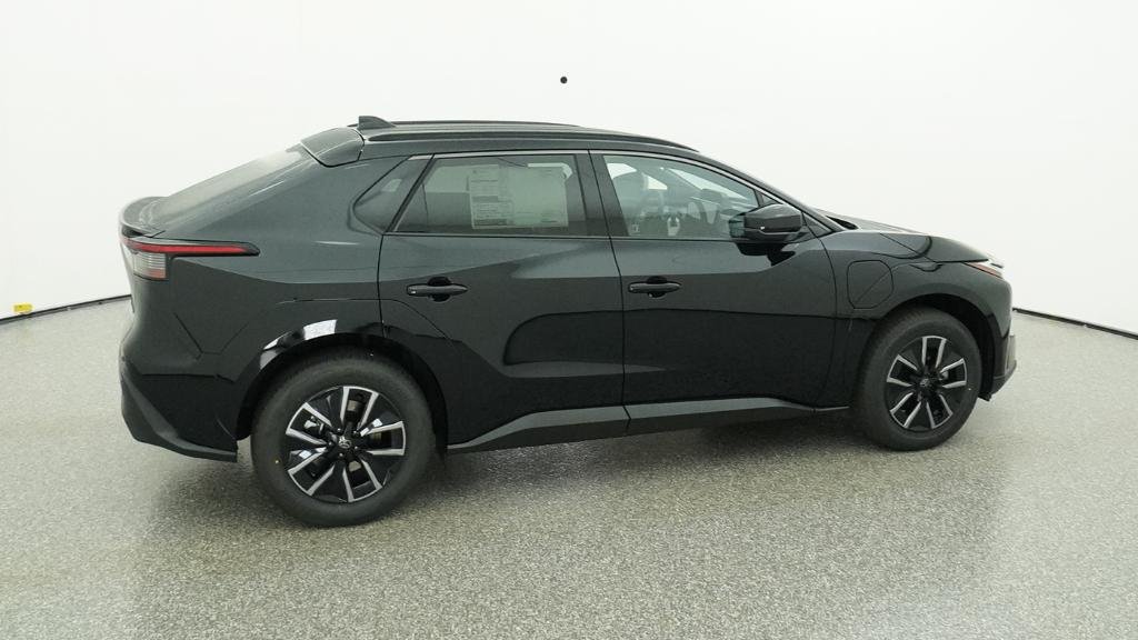 New 2026 Midnight Black Metallic Toyota XLE image 43