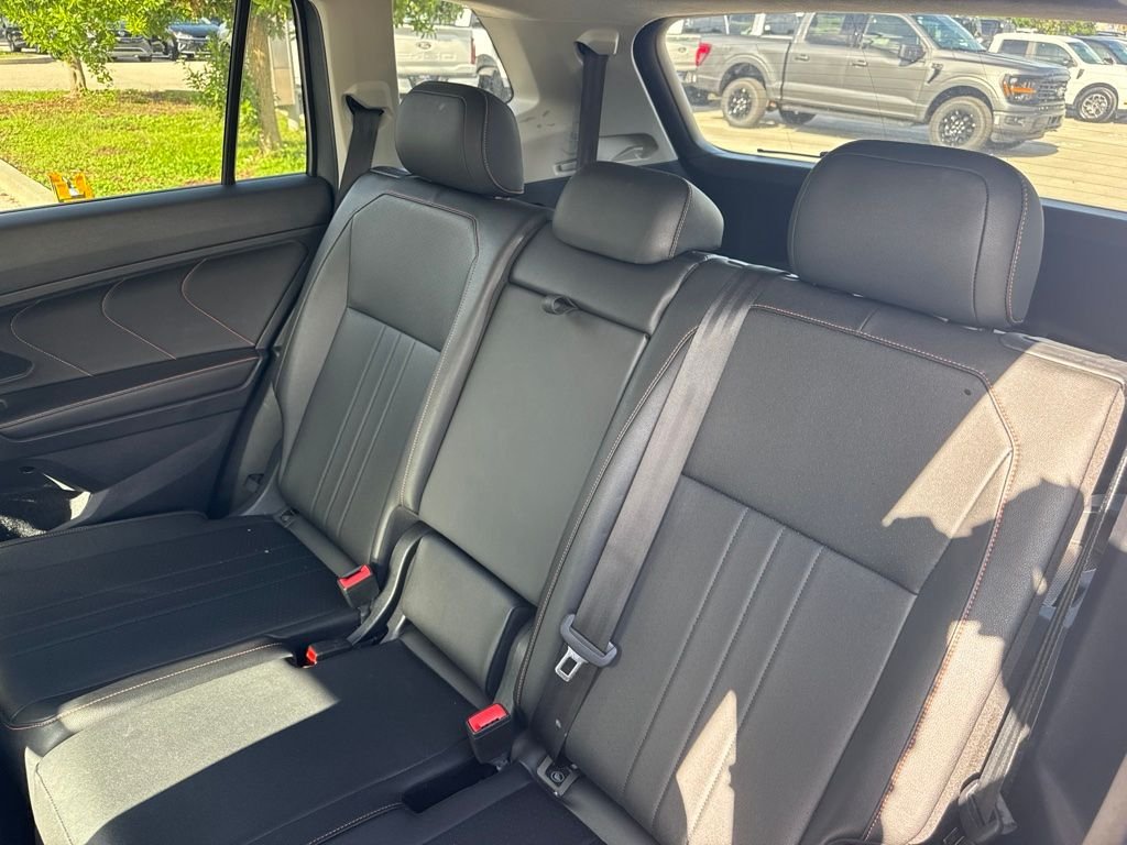 Used 2024 Gray Volkswagen 2.0T Wolfsburg Edition image 11