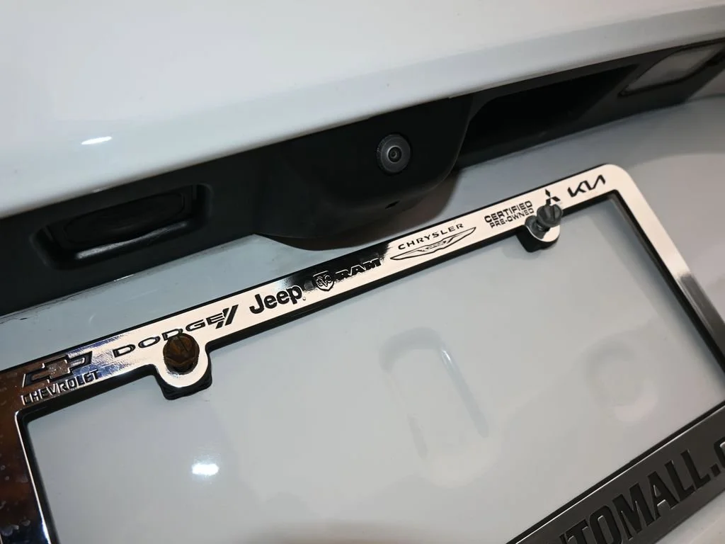Used 2024 White Jeep Limited image 43