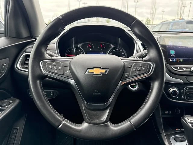 Used 2021 Silver Ice Metallic Chevrolet Premier image 18