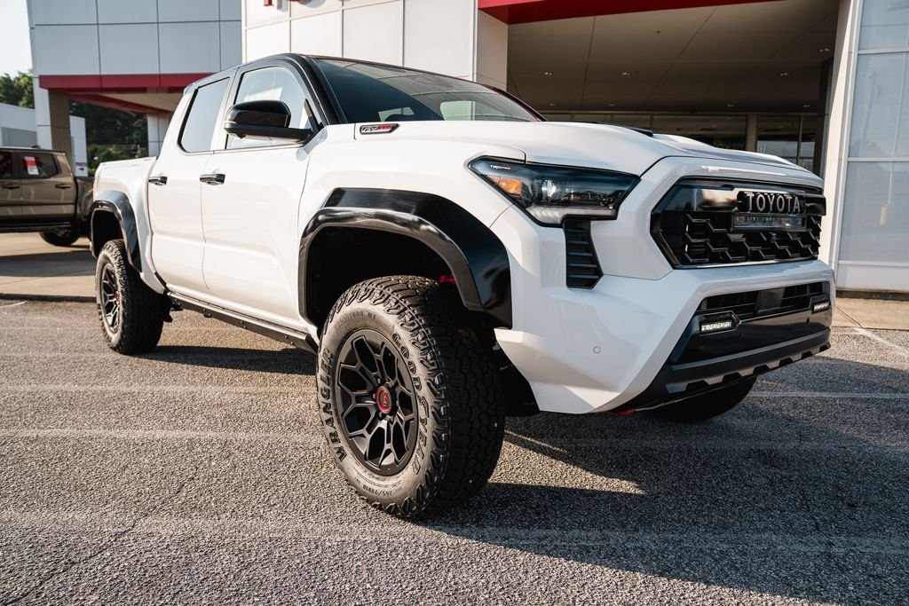 2026 Toyota Tacoma TRD Pro - Photo 10