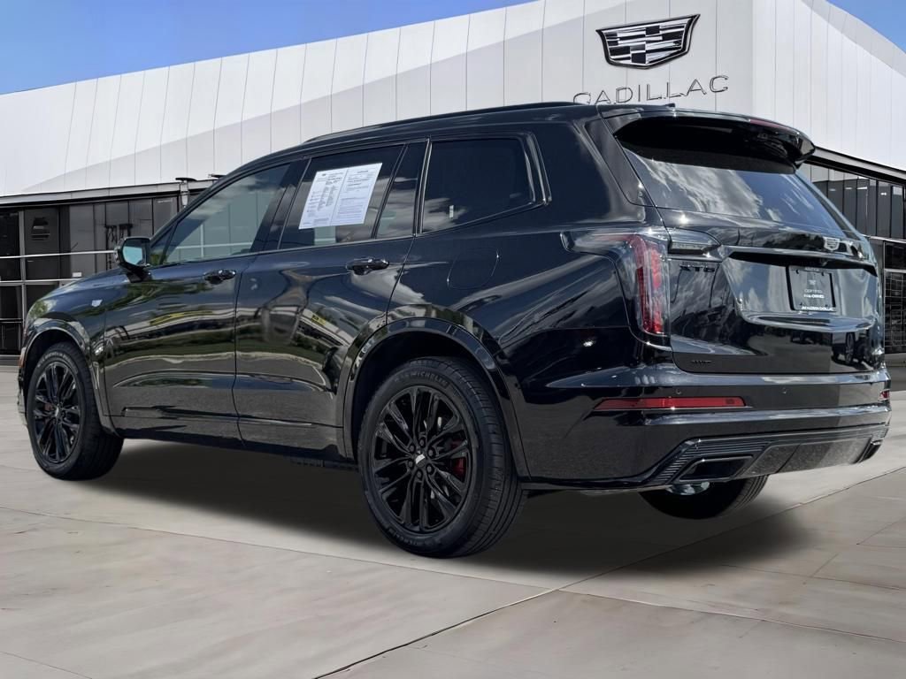 View vehicle photo 5