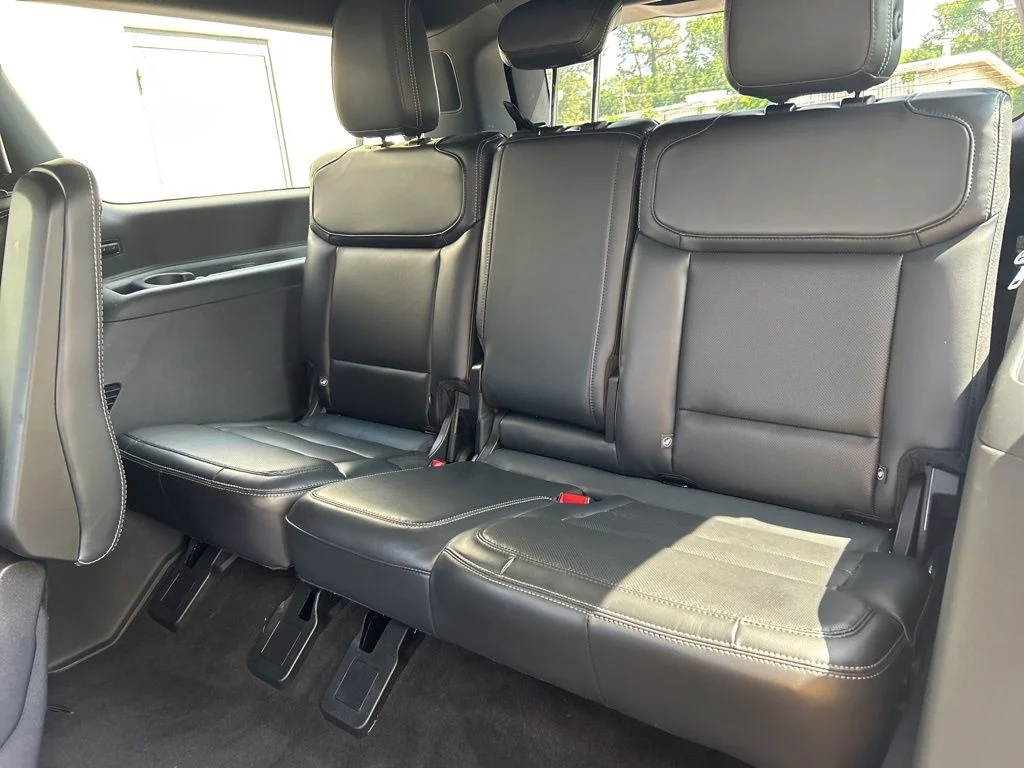 Used 2025 Gray Ford Platinum image 19