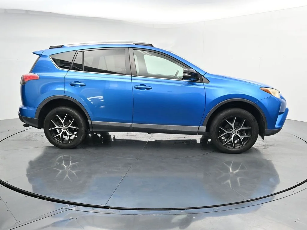 Used 2017 Blue Toyota SE image 8
