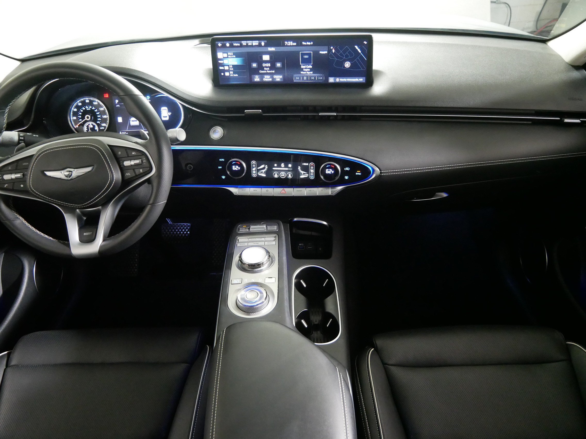 Certified Used 2023 Savile Silver Genesis Advanced image 10