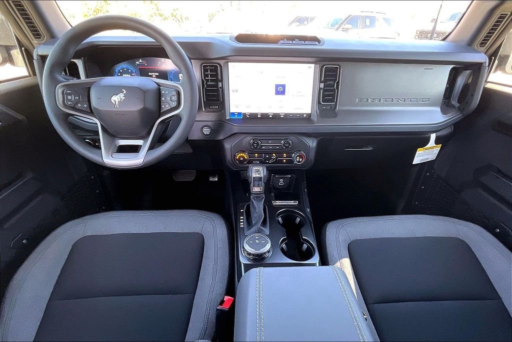 New 2025 Ford Bronco Base 4D Sport Utility