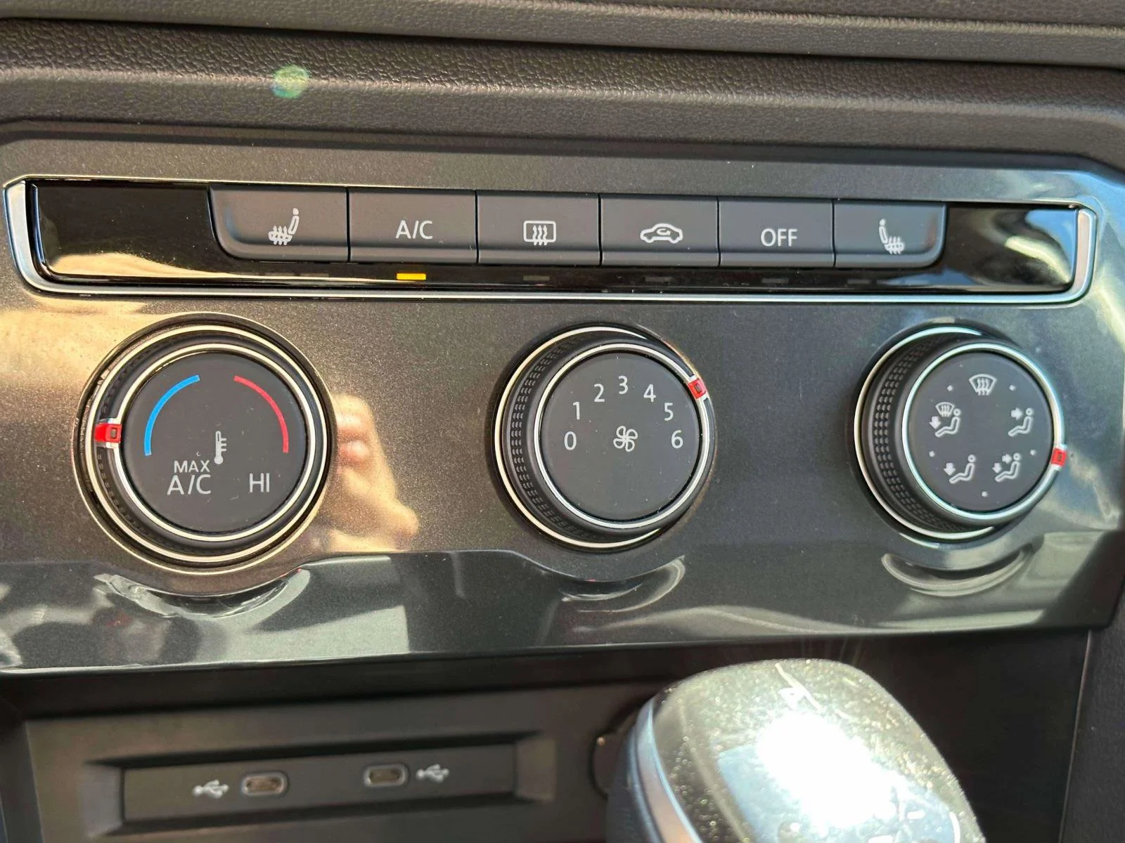 2024 Volkswagen Tiguan S - Photo 24