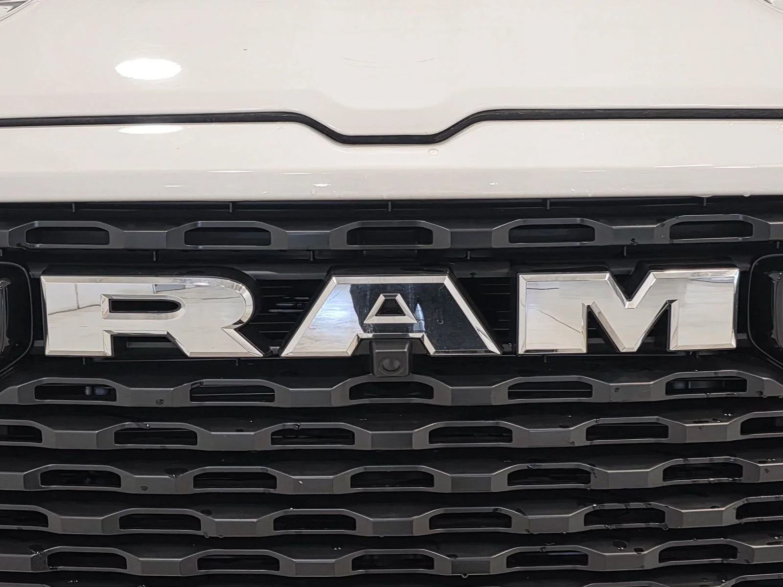 New 2026 Bright White Clear-Coat Exterior Paint RAM Big Horn/Lone Star image 13