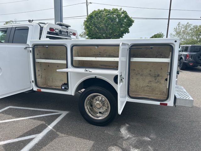 Used 2020 White Ford XL image 14