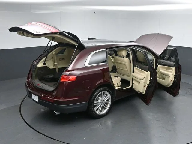 Used 2019 Burgundy Velvet Metallic Tinted Clearcoat Lincoln Reserve image 60