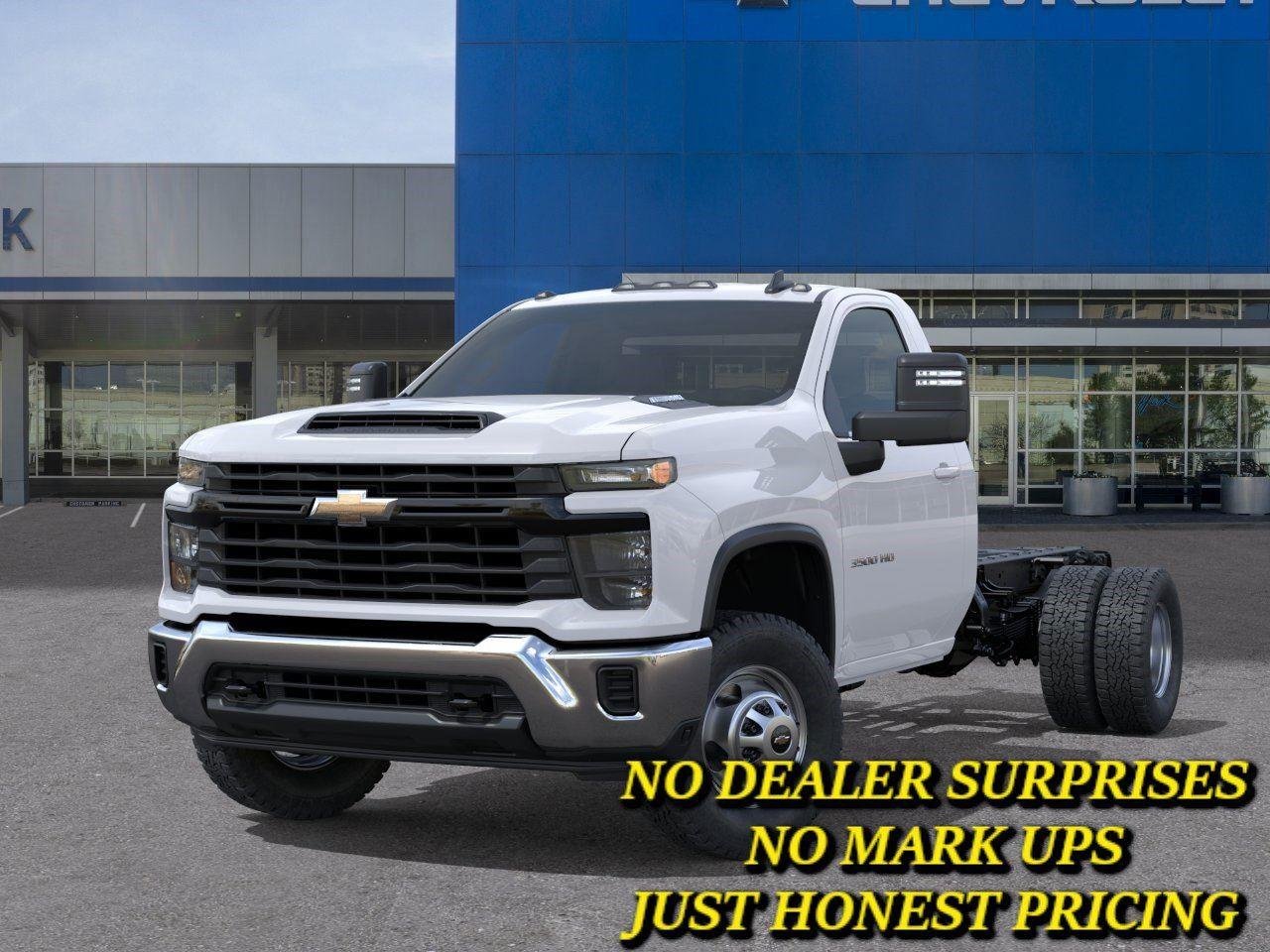 New 2026 Summit White Chevrolet Work Truck image 6